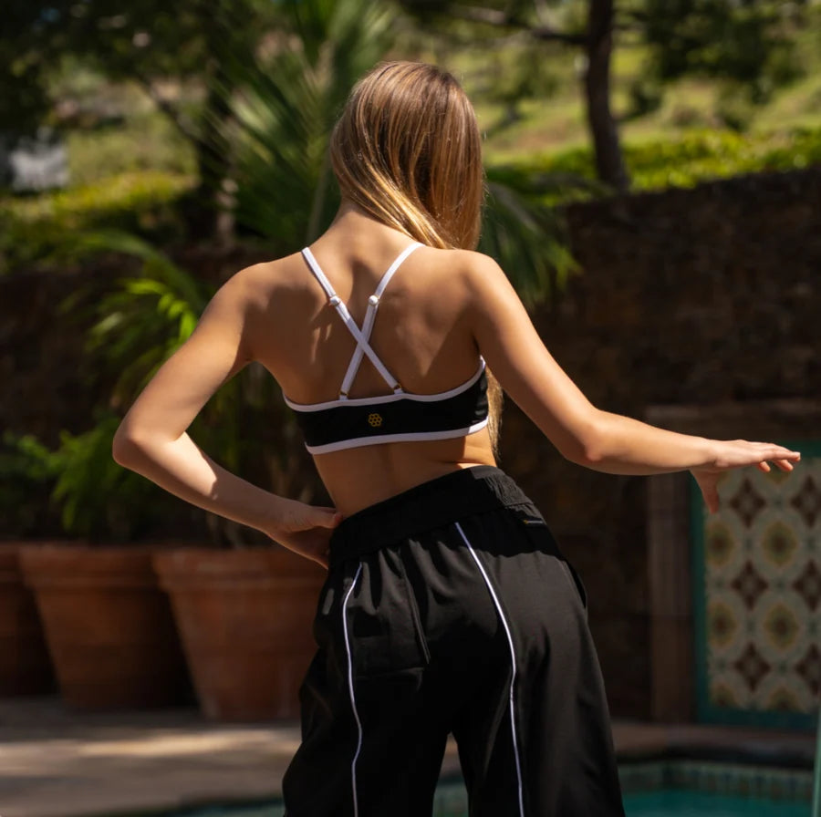 DELUXE TOP